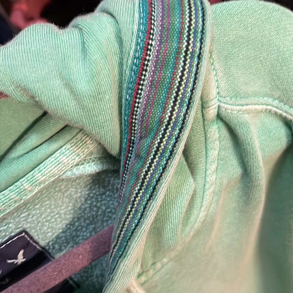 American Eagle Pullover Size Medium - image 2